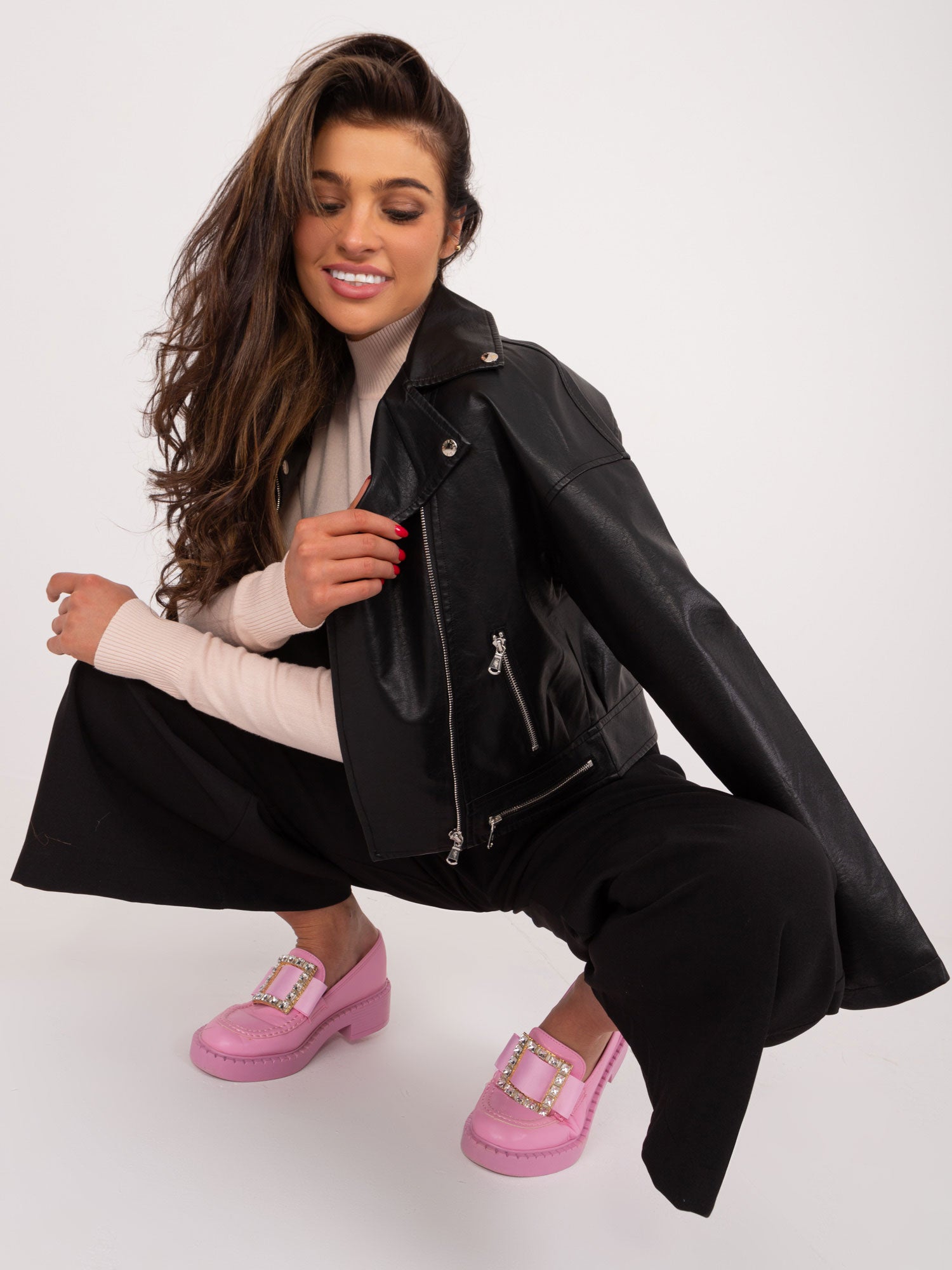 Kurtka ramoneska zapinana na suwak